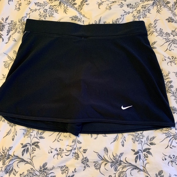 Nike Tennis “Skort” - Picture 1 of 5